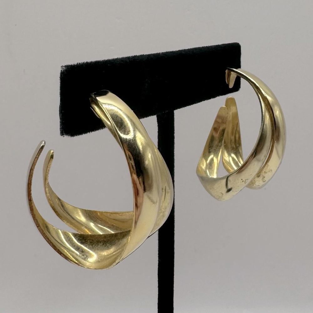 VINTAGE Gold-Tone Double Hoop Earrings